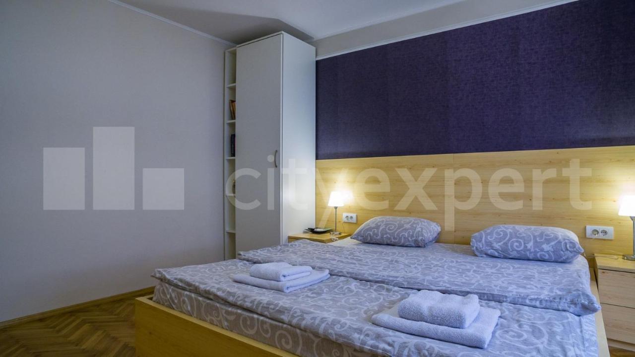 Central Apartment With Garage Νόβι Σαντ Εξωτερικό φωτογραφία